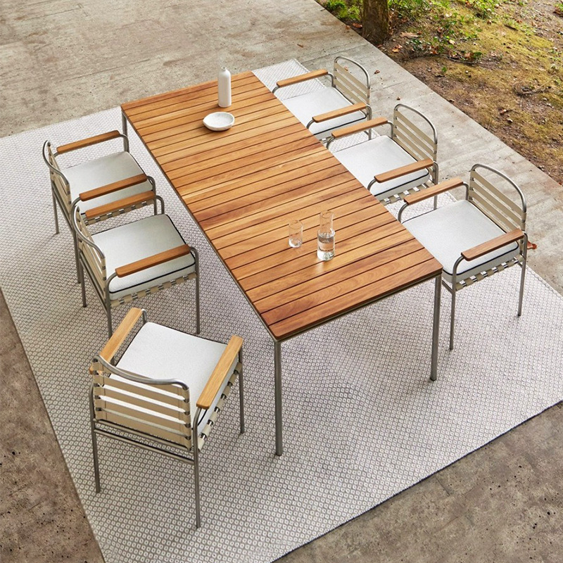 Outdoor Furniture Xl - XL Outdoor Table And Chairs Courtyard